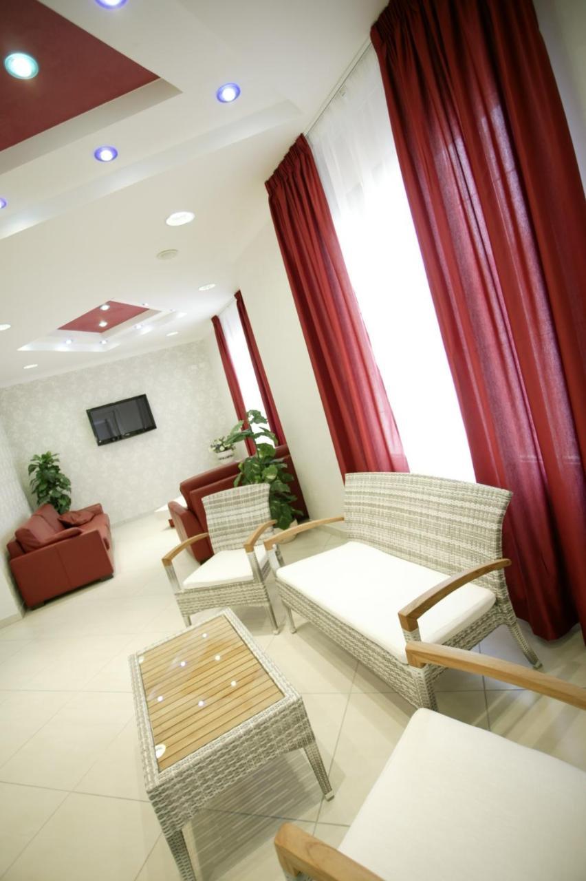 Hotel Le Lune Gatteo a Mare Kültér fotó
