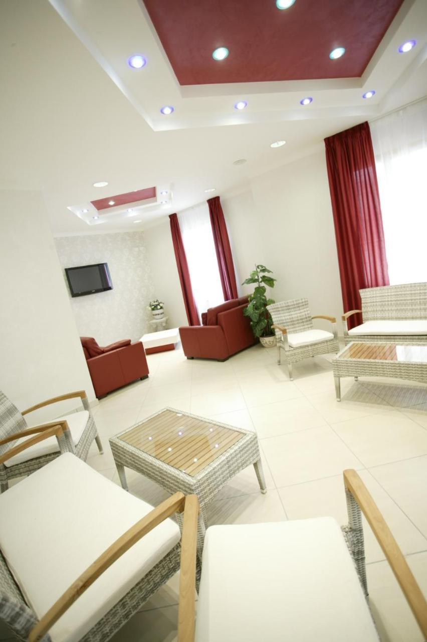 Hotel Le Lune Gatteo a Mare Kültér fotó